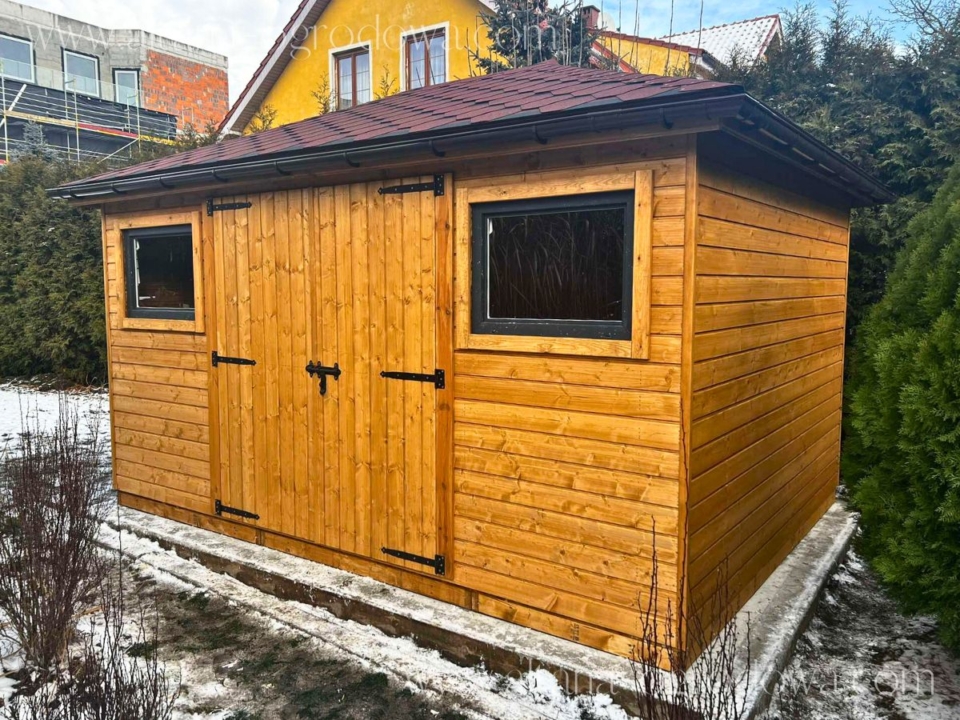 Domek narzędziowy 12 m² z drewna skandynawskiego z dwuskrzydłowymi drzwiami i oknami – Altana-Ogrodowa